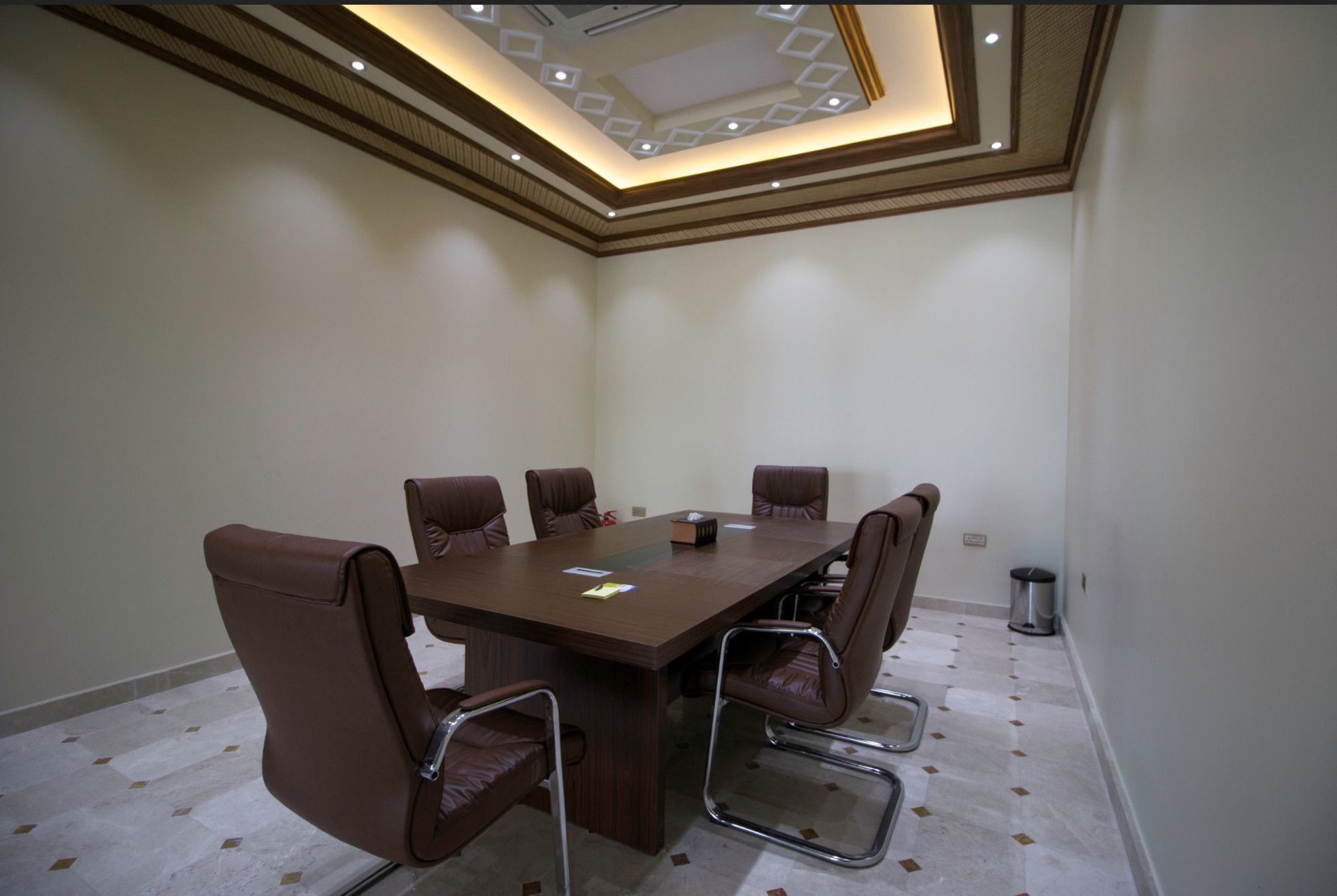 Farah Hotel 3*